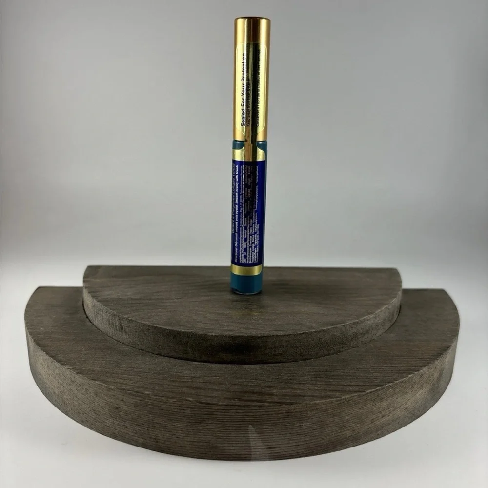 ShadowSense Turquoise NEW Blue Green Cream to Powder Long-Lasting Eyeshadow